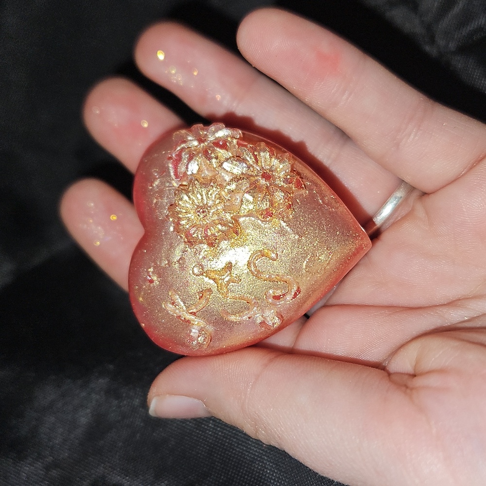 Heart-Shaped Aloe Soap Set - Picture 3 of 5